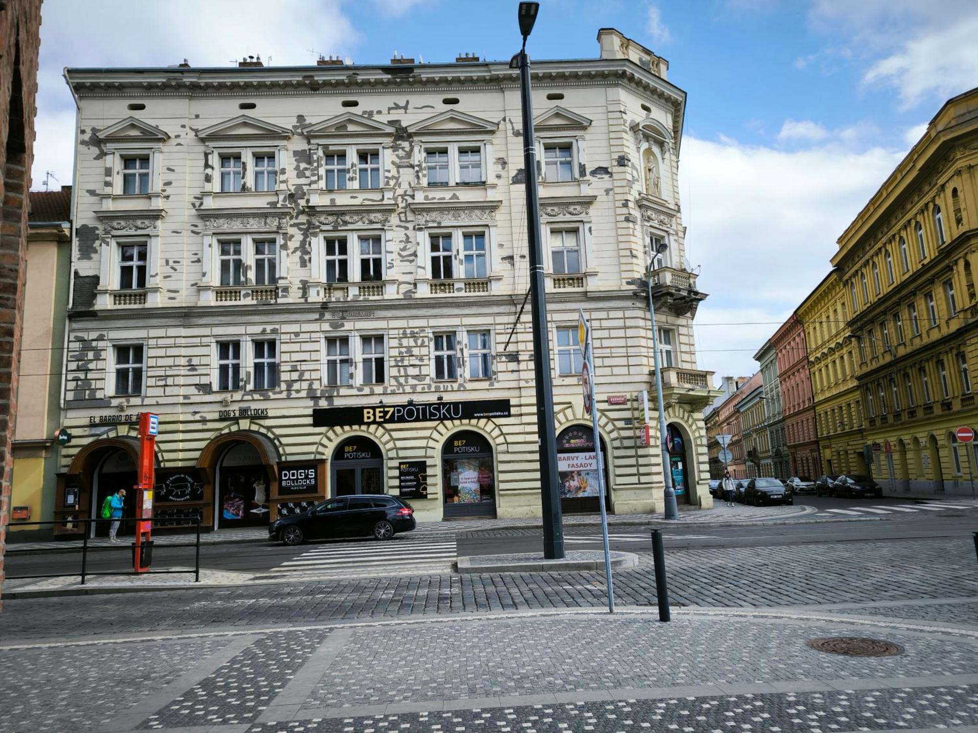 Valentinka Minutes Away From Charles Bridge Apartment Прага Екстериор снимка