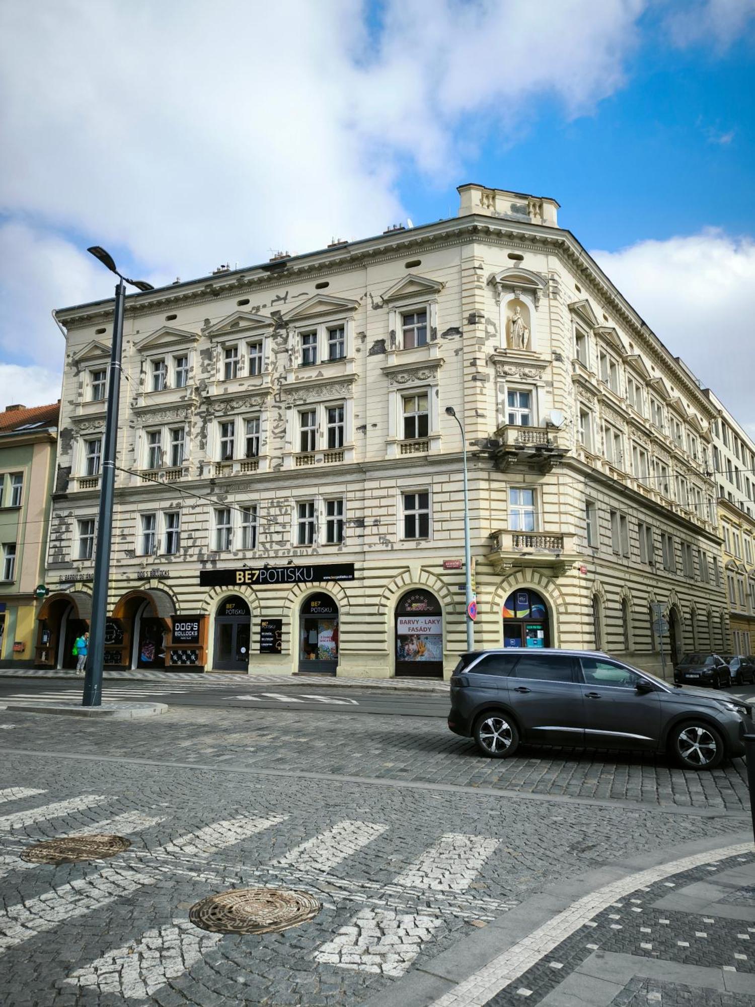Valentinka Minutes Away From Charles Bridge Apartment Прага Екстериор снимка