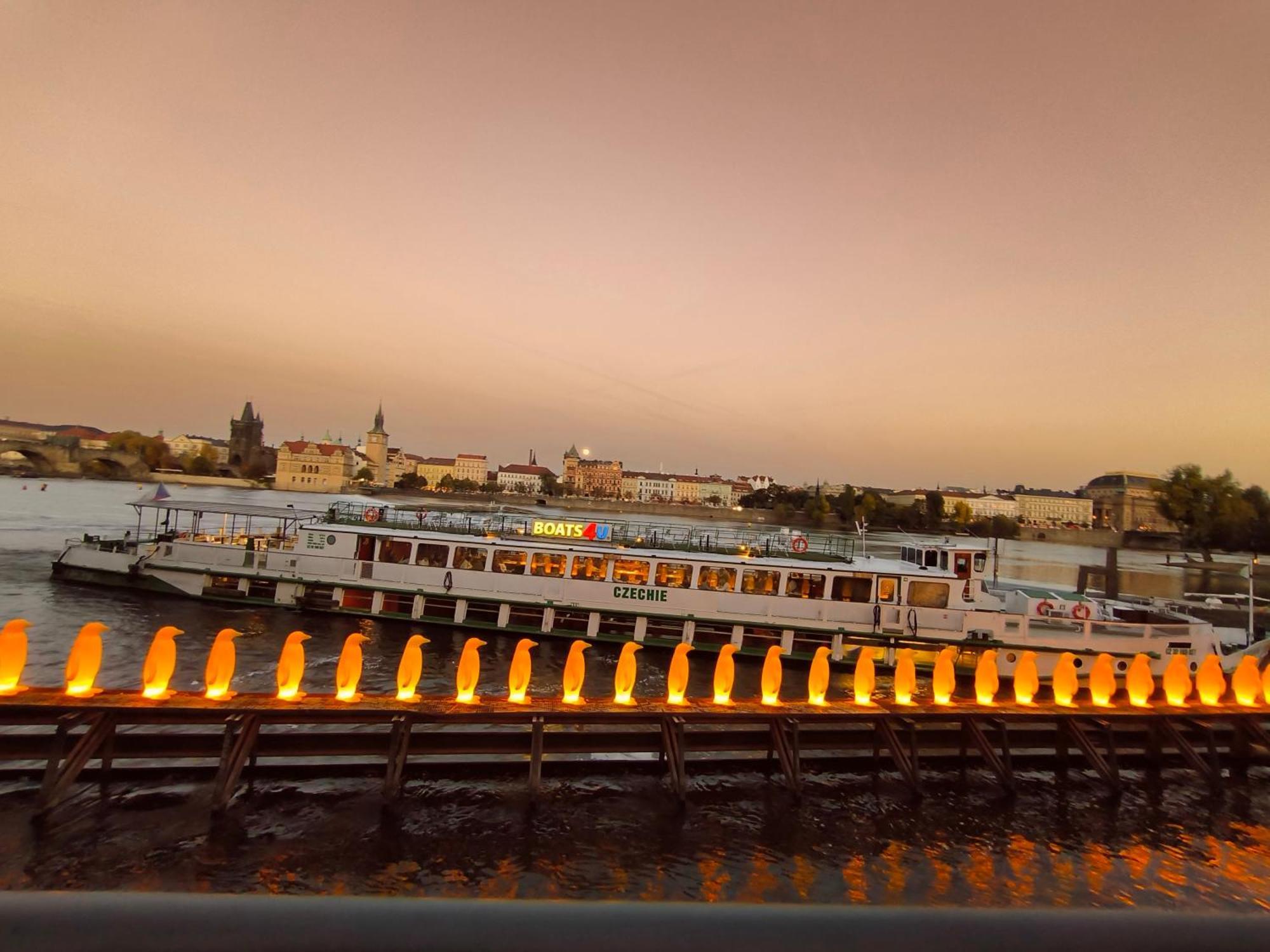 Valentinka Minutes Away From Charles Bridge Apartment Прага Екстериор снимка